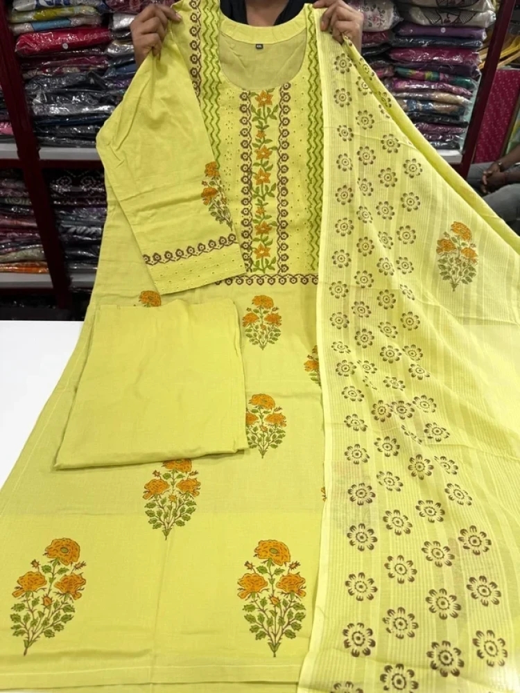 Beautiful Lite Plus Size Light Lemon Yellow Designer Cotton 3 Piece Suit Set for Women with Floral Printed Kurta, Solid Bottom & Printed Dupatta – (CMHT0521)